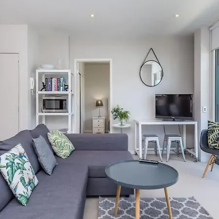 Wynyard Viaduct Habour 2 Brm 2 Bath And Carpark Apartment